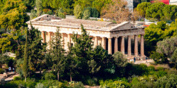 World-renowned, popular tourist destinations in Greece, Greece best places, history of sites, Acropolis and Ancient Agora
