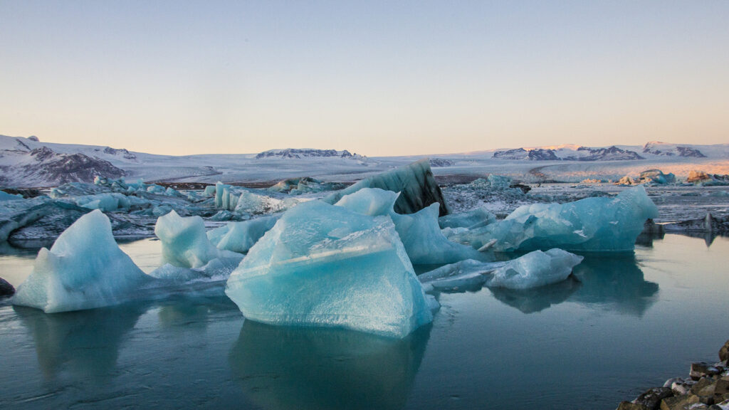 Natural Wonders in Iceland, breathtaking, wonders of natural world, Iceland for vacation