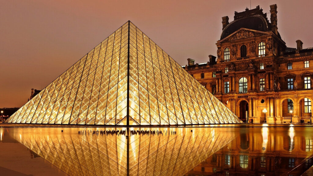 From Eiffel Tower to Louvre, places visit in Paris, best time to visit in Paris, world-class, world-famous