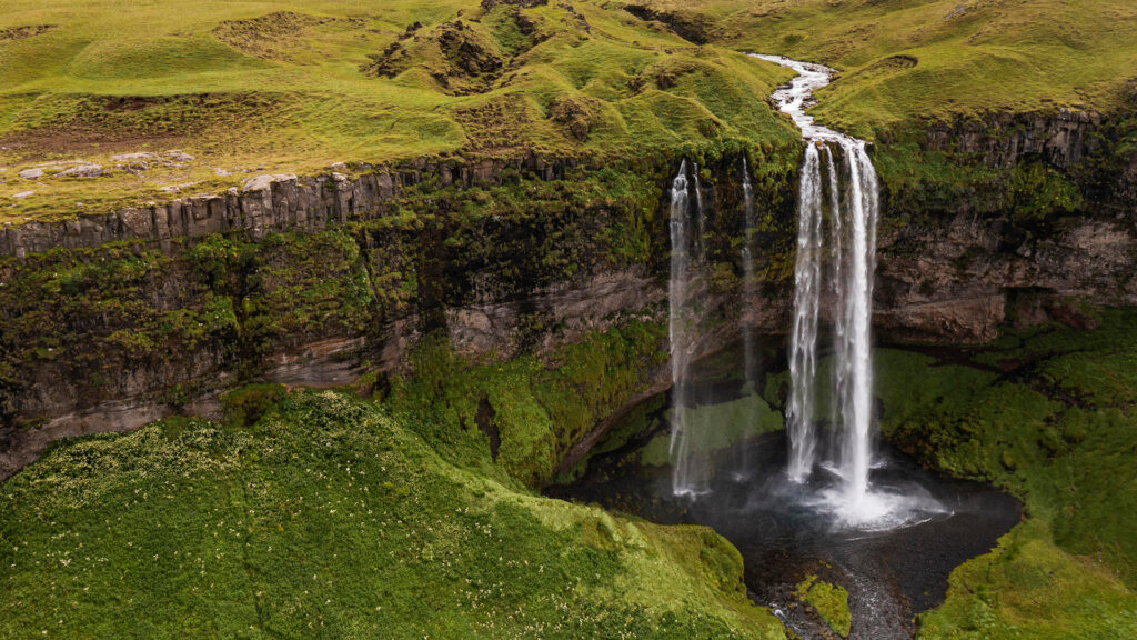 Natural Wonders in Iceland, breathtaking, wonders of natural world, Iceland for vacation