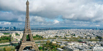 From Eiffel Tower to Louvre, places visit in Paris, best time to visit in Paris, world-class