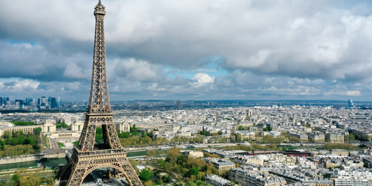 From Eiffel Tower to Louvre, places visit in Paris, best time to visit in Paris, world-class