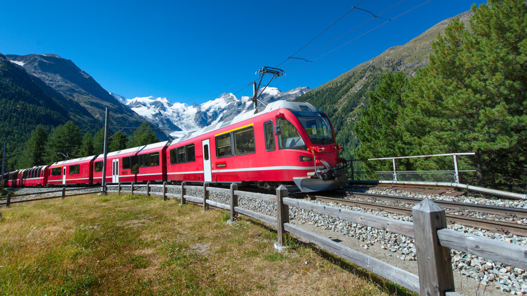 train travel within Europe, train tours in Europe, best train rides Europe, best Europe train, beautiful train journey