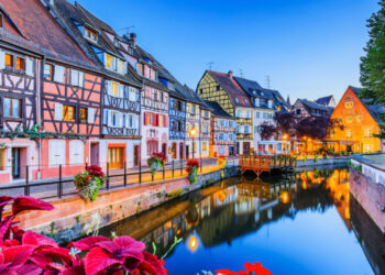 Timeless Beauty of France, Cultural Heritage of France, Romantic Elegance, Must-Do, artistic treasures